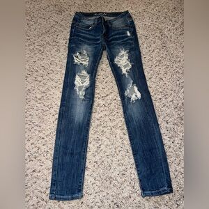 Stylish Blue Distressed Women Jeans